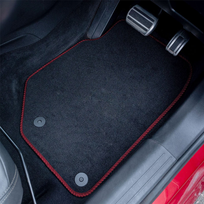 Toyota Avensis Carpet Mats (2009-2018)