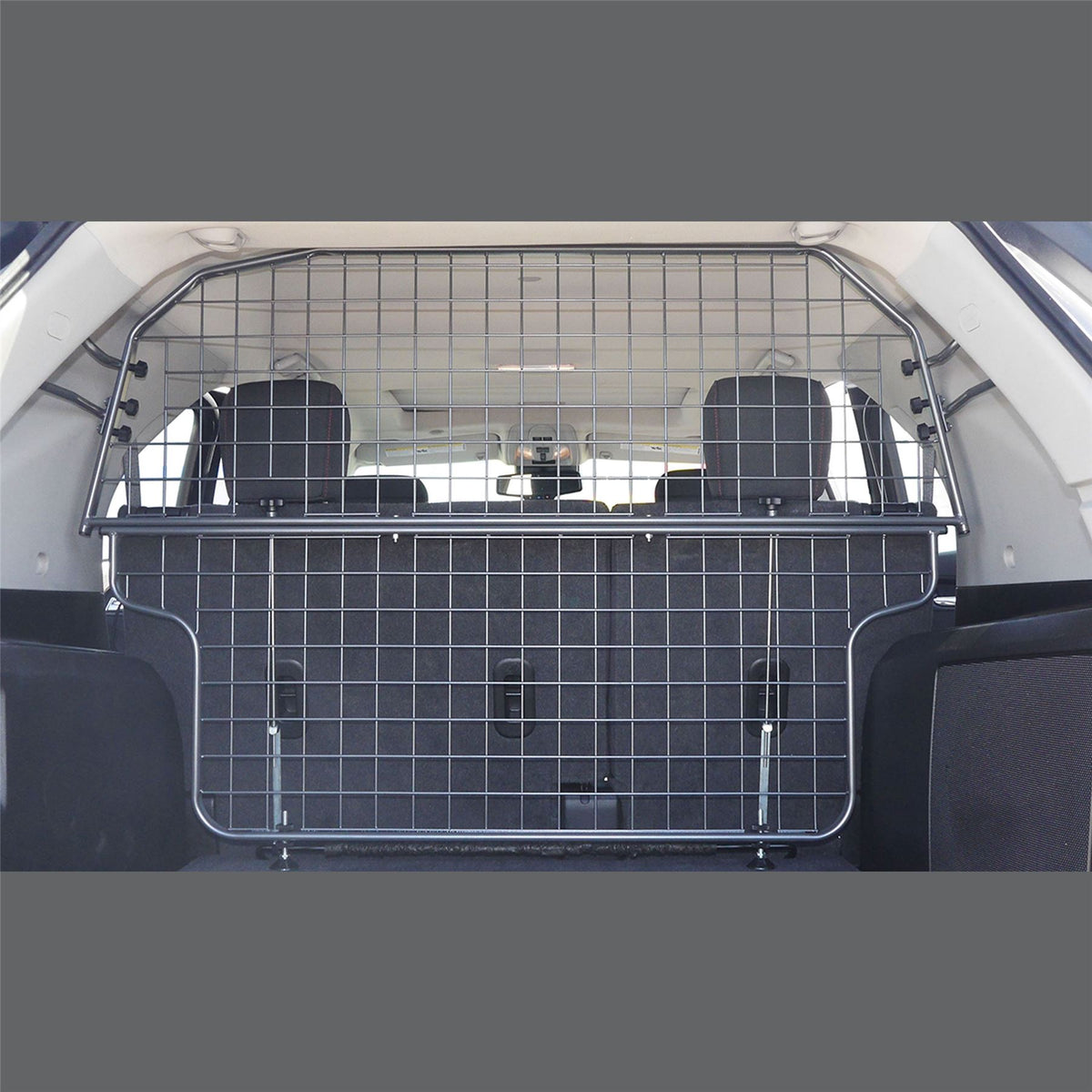 Chevrolet Equinox Dog Guard (2009-2017)