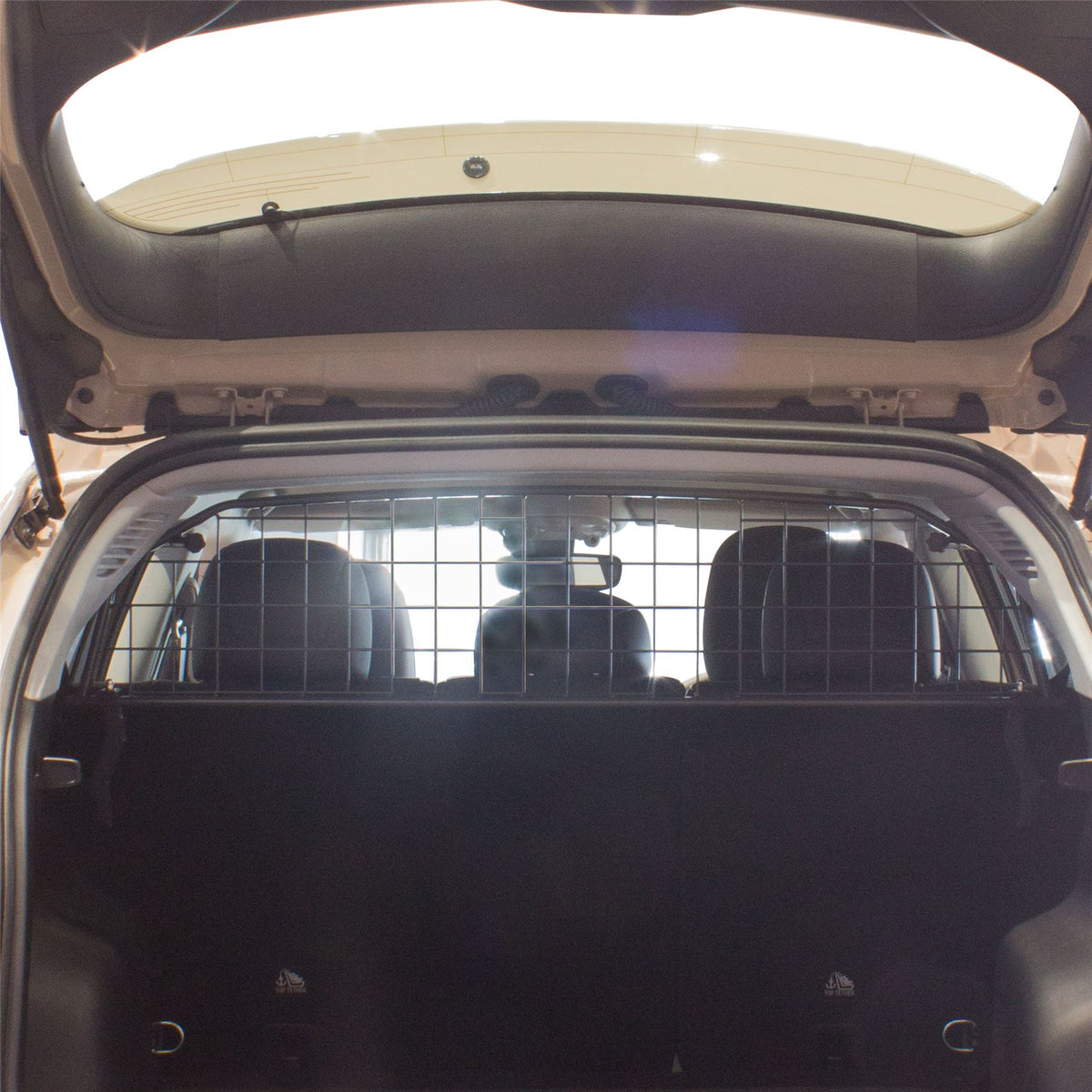 Jeep Compass Dog Guard (2016-2020)